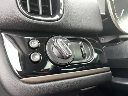 Photo 33 Mini Mini Countryman 125 - 95 ch ALL4 BVA6