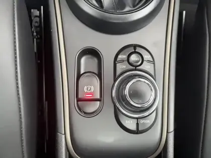 Photo 136 Mini Mini Countryman 125 - 95 ch ALL4 BVA6