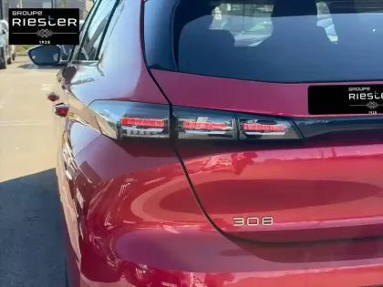 Photo 16 Peugeot 308  PureTech 130ch S&S BVM6