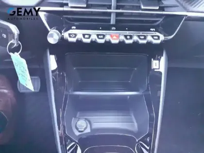 Photo 14 Peugeot 2008  Electrique 54 kWh 156 ch