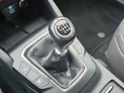 Photo 13 Ford Kuga Gén. III Ph1 Titanium 5