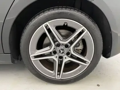 Photo 29 Mercedes Classe A  250 e 8G-DCT