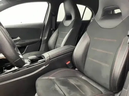 Photo 26 Mercedes Classe A  250 e 8G-DCT