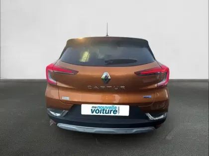 Photo 16 Renault Captur  E-Tech 145 - 21