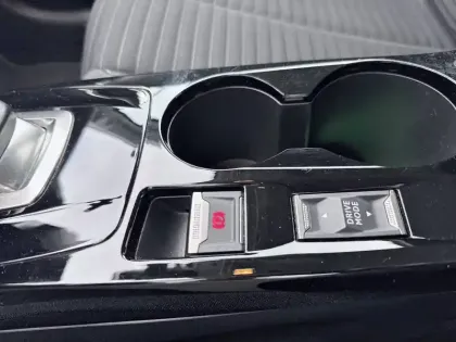 Photo 14 Peugeot 208  Electrique 50 kWh 136ch