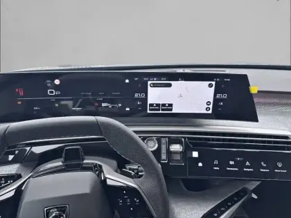 Photo 7 Peugeot 5008  Hybrid 145 ch e-DCS6