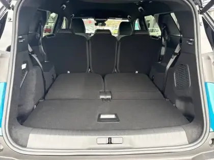 Photo 47 Peugeot 5008  Hybrid 145 ch e-DCS6