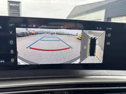 Photo 19 Peugeot 5008  Hybrid 145 ch e-DCS6