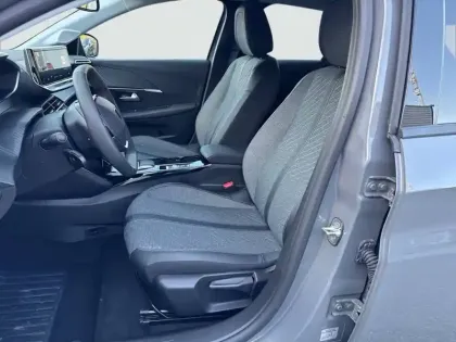 Photo 10 Peugeot 208  Electrique 54 kWh 156ch