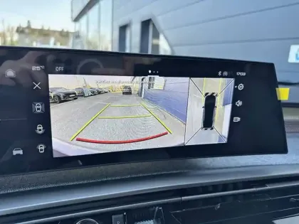 Photo 34 Peugeot 3008  Hybrid 145 e-DCS6