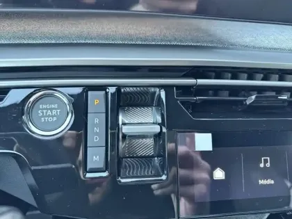 Photo 13 Peugeot 3008  Hybrid 145 e-DCS6