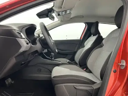 Photo 75 Renault Clio  E-Tech full hybrid 145 ch GSR2