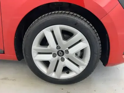 Photo 29 Renault Clio Gén. V (BJA) Ph2 Evolution 5