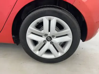 Photo 28 Renault Clio Gén. V (BJA) Ph2 Evolution 5