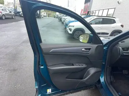 Photo 66 Renault Arkana  E-Tech hybride 145 - 22