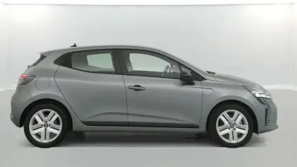 Photo 6 Renault Clio  E-Tech full hybrid 145 ch GSR2