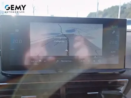 Photo 16 Peugeot 3008  Hybrid 225 e-EAT8