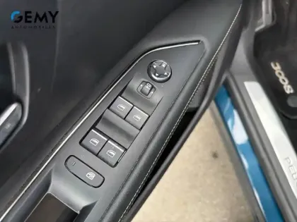 Photo 14 Peugeot 3008  BlueHDi 130ch S&S EAT8