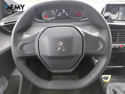 Photo 14 Peugeot 208  PureTech 75 S&S BVM5