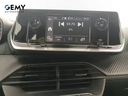 Photo 45 Peugeot 208  PureTech 75 S&S BVM5