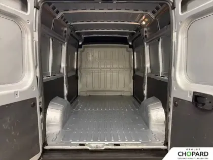 Photo 8 Peugeot Boxer  TOLE 333 L2H2 BLUEHDI 165 S&S