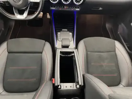 Photo 92 Mercedes GLA  250 e 8G-DCT