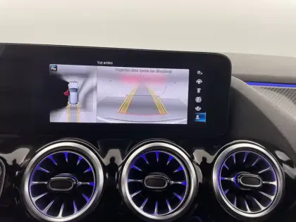 Photo 89 Mercedes GLA  250 e 8G-DCT