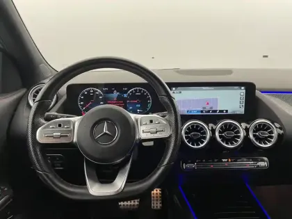 Photo 53 Mercedes GLA  250 e 8G-DCT