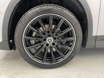 Photo 81 Mercedes GLA  250 e 8G-DCT