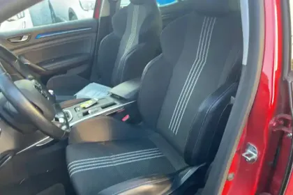 Photo 54 Renault Megane Mégane IV Berline TCe 130 Energy