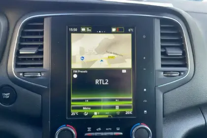 Photo 60 Renault Megane Mégane IV Berline TCe 130 Energy