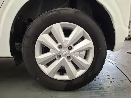 Photo 19 Dacia Sandero  SCe 65