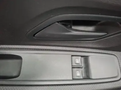 Photo 31 Dacia Sandero  SCe 65