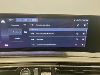 Photo 23 Peugeot 3008  Hybrid 136 e-DCS6