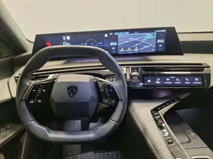 Photo 15 Peugeot 3008  Hybrid 136 e-DCS6