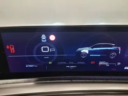 Photo 21 Peugeot 3008  Hybrid 136 e-DCS6