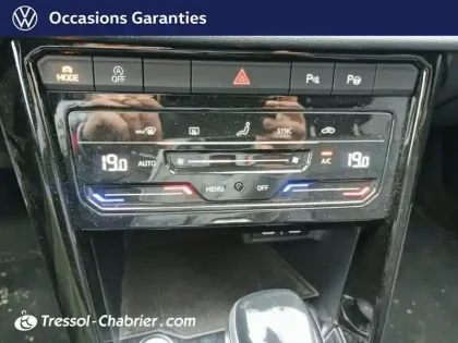 Photo 21 Volkswagen T-roc  1.5 TSI EVO 150 Start/Stop DSG7 R-Line