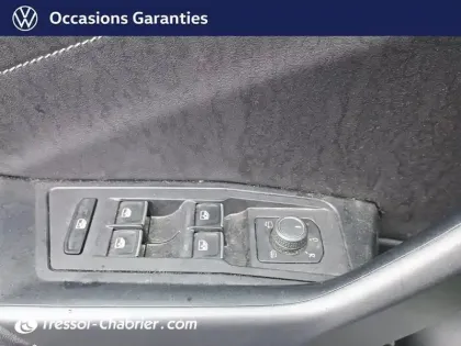 Photo 19 Volkswagen T-roc  1.5 TSI EVO 150 Start/Stop DSG7 R-Line