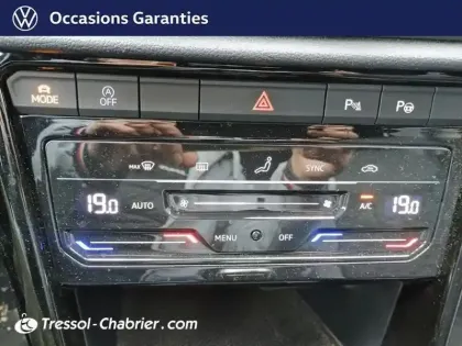 Photo 12 Volkswagen T-roc  1.5 TSI EVO 150 Start/Stop DSG7 R-Line