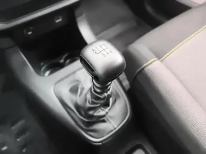 Photo 23 Citroën C3  BlueHDi 100 ch BVM6 Plus