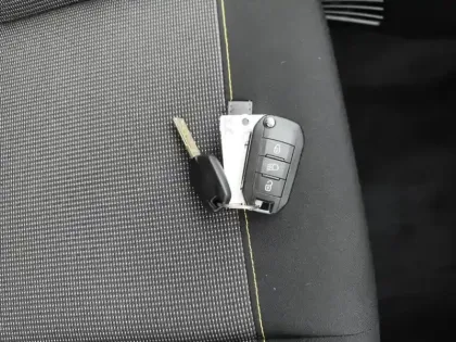 Photo 15 Citroën C3  BlueHDi 100 ch BVM6 Plus