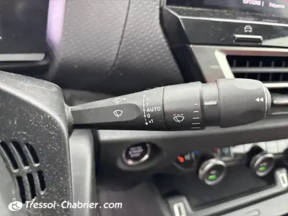 Photo 17 Citroën C4  PureTech 130 S&S BVM6 Shine