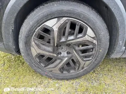 Photo 14 Citroën C4  PureTech 130 S&S BVM6 Shine