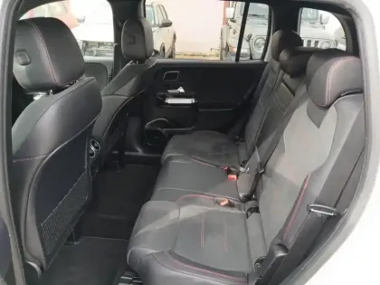 Photo 18 Mercedes GLB  250 8G-DCT 4Matic AMG Line Launch Edition