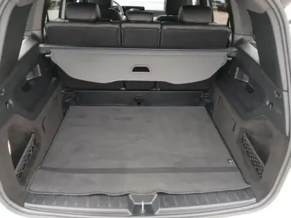 Photo 7 Mercedes GLB  250 8G-DCT 4Matic AMG Line Launch Edition