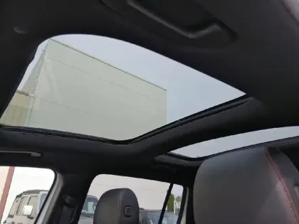 Photo 20 Mercedes GLB  250 8G-DCT 4Matic AMG Line Launch Edition