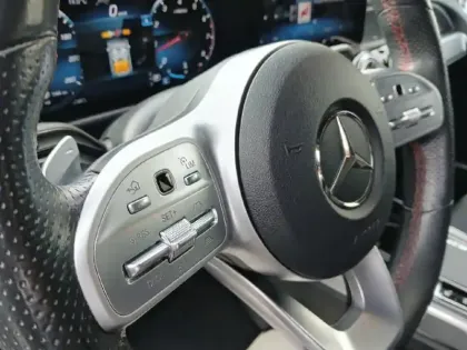 Photo 15 Mercedes GLB  250 8G-DCT 4Matic AMG Line Launch Edition