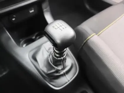 Photo 23 Citroën C3  BlueHDi 100 ch BVM6 Plus