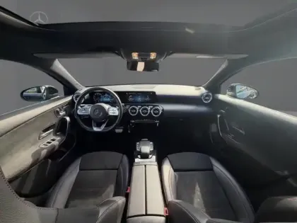 Photo 10 Mercedes Classe A 200 d AMG Line