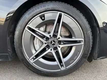 Photo 8 Mercedes Classe C  220 d 4MATIC Berline 